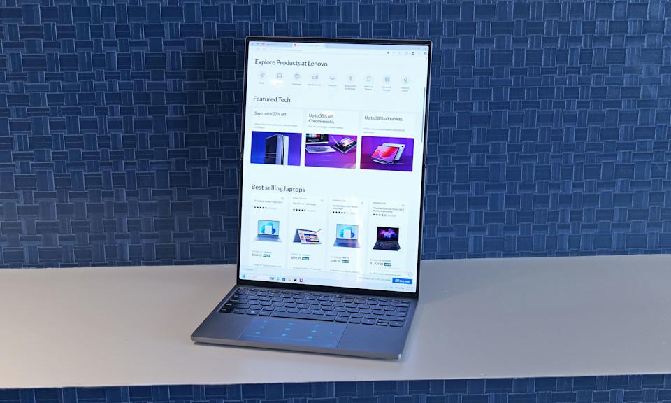 A photo showing the 18-inch screen on Lenovo's codename Flip concept in its full glory.