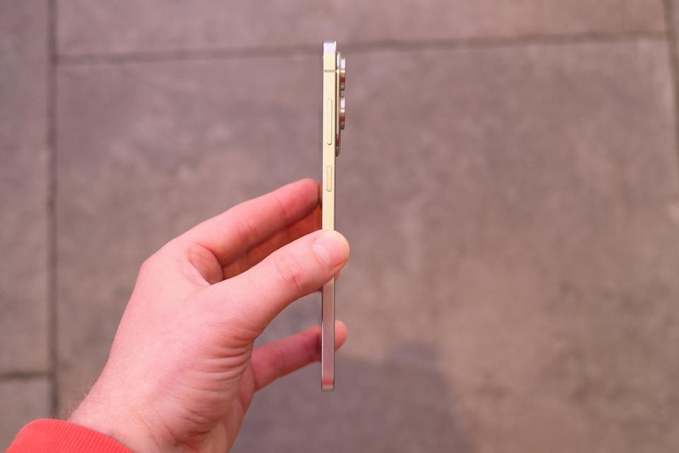 Samsung Galaxy S25 Edge hands-on