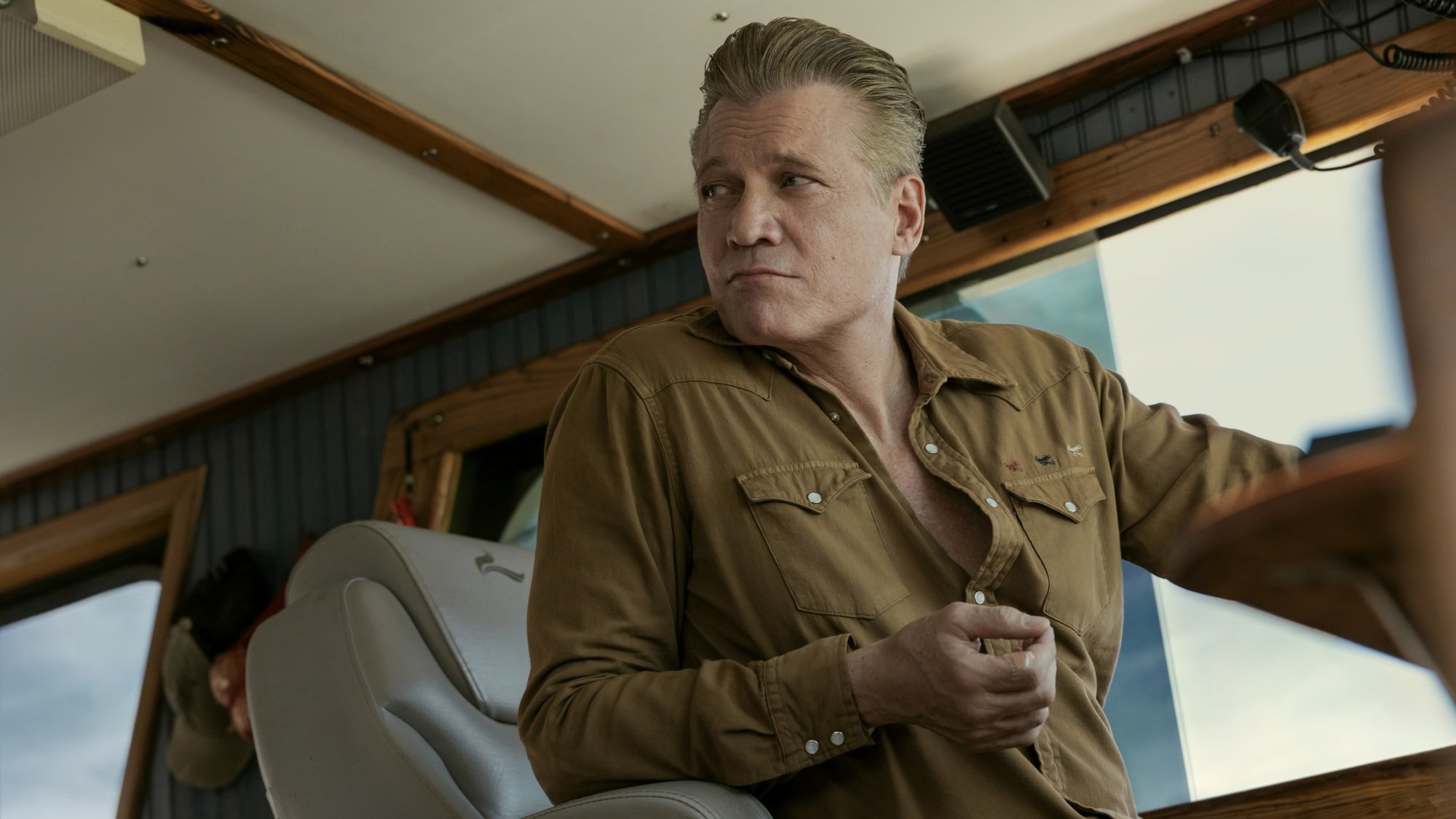 Holt McCallany in