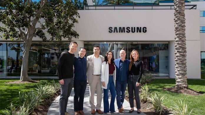1758707556_Samsung-TVs-and-Displays-Connected-Experience-Center-Irvine-Where-Innovation-Meets-Industry-B2B-Show.jpeg
